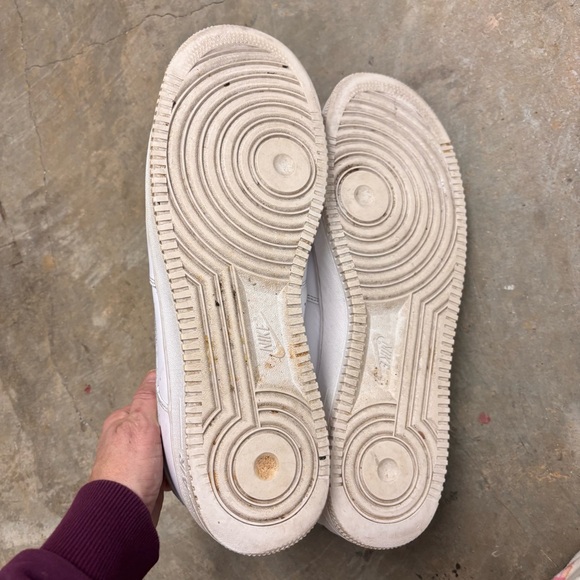 Nike Air Force 1 Low 07 White Sneakers Shoes Mens Size 15 - Picture 7 of 11